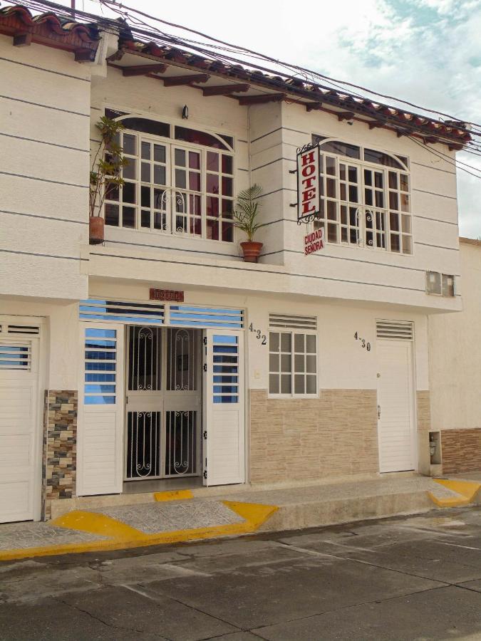 Hotel Ciudad Senora בוגה מראה חיצוני תמונה